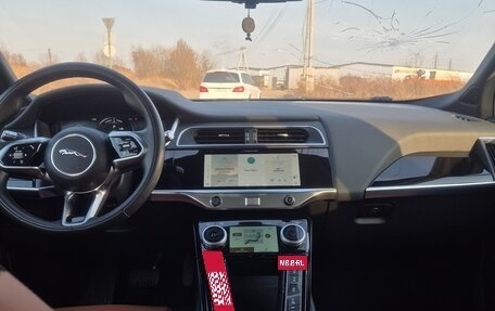 Jaguar I-Pace I, 2022 год, 2 690 000 рублей, 8 фотография