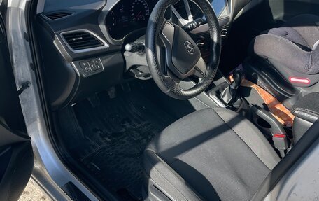 Hyundai Solaris II рестайлинг, 2017 год, 1 000 080 рублей, 7 фотография