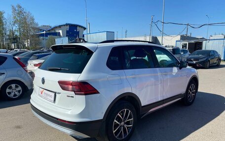 Volkswagen Tiguan II, 2019 год, 2 199 000 рублей, 4 фотография