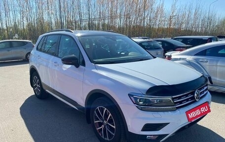 Volkswagen Tiguan II, 2019 год, 2 199 000 рублей, 3 фотография