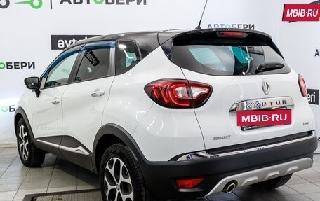 Renault Kaptur I рестайлинг, 2017 год, 1 552 000 рублей, 3 фотография