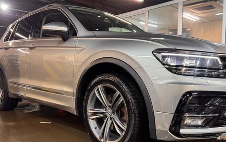 Volkswagen Tiguan II, 2019 год, 3 600 000 рублей, 3 фотография