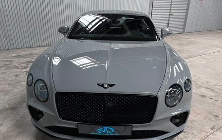 Bentley Continental GT III, 2022 год, 22 520 000 рублей, 2 фотография