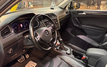 Volkswagen Tiguan II, 2019 год, 3 600 000 рублей, 6 фотография