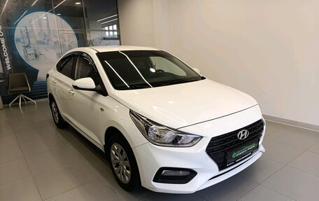 Hyundai Solaris II рестайлинг, 2018 год, 1 180 000 рублей, 3 фотография