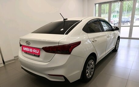Hyundai Solaris II рестайлинг, 2018 год, 1 180 000 рублей, 4 фотография