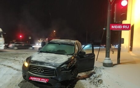 Infiniti JX, 2013 год, 1 000 000 рублей, 2 фотография