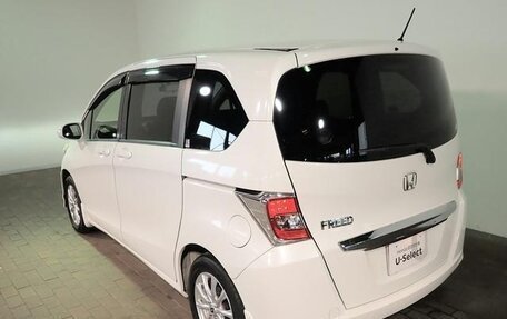Honda Freed I, 2015 год, 915 000 рублей, 4 фотография
