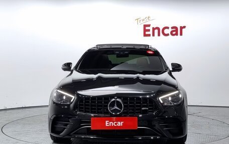 Mercedes-Benz E-Класс AMG, 2022 год, 6 479 000 рублей, 2 фотография