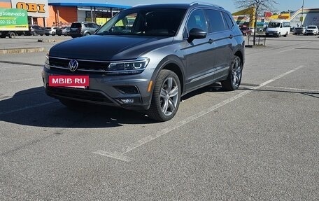 Volkswagen Tiguan II, 2020 год, 2 984 000 рублей, 2 фотография