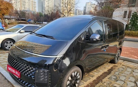 Hyundai Staria, 2025 год, 3 фотография