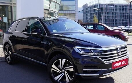 Volkswagen Touareg III, 2020 год, 5 950 000 рублей, 3 фотография