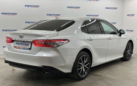 Toyota Camry, 2022 год, 3 630 000 рублей, 3 фотография