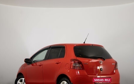 Toyota Yaris III рестайлинг, 2006 год, 529 000 рублей, 3 фотография