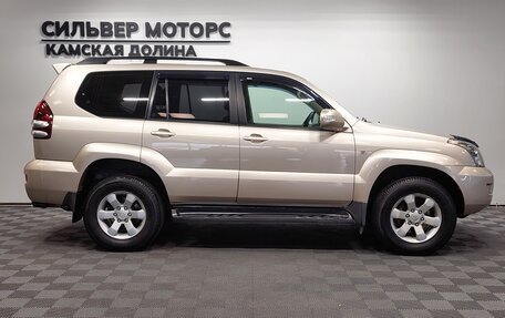 Toyota Land Cruiser Prado 120 рестайлинг, 2008 год, 2 350 000 рублей, 4 фотография