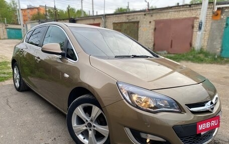 Opel Astra J, 2012 год, 1 050 000 рублей, 2 фотография