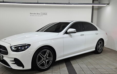 Mercedes-Benz E-Класс, 2022 год, 4 150 228 рублей, 2 фотография