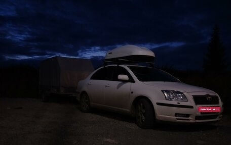 Toyota Avensis III рестайлинг, 2004 год, 670 000 рублей, 6 фотография
