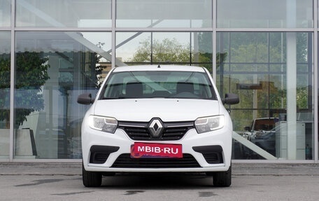 Renault Logan II, 2020 год, 909 000 рублей, 2 фотография