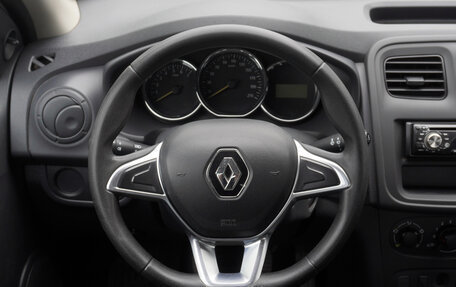 Renault Logan II, 2020 год, 909 000 рублей, 12 фотография