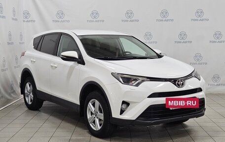 Toyota RAV4, 2018 год, 2 099 000 рублей, 3 фотография