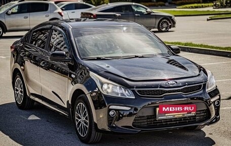 KIA Rio IV, 2018 год, 1 070 000 рублей, 2 фотография