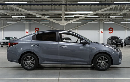 KIA Rio IV, 2018 год, 1 361 000 рублей, 5 фотография