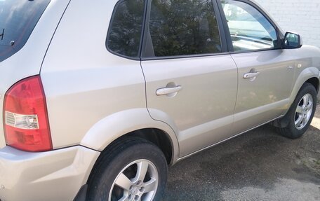 Hyundai Tucson III, 2006 год, 920 000 рублей, 3 фотография