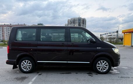 Volkswagen Caravelle T6 рестайлинг, 2017 год, 3 130 000 рублей, 3 фотография