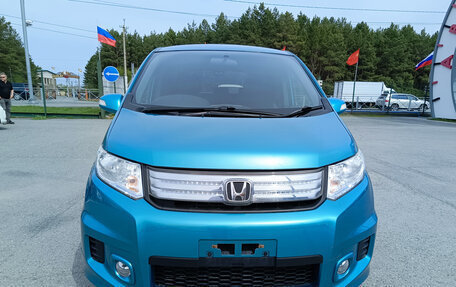 Honda Freed I, 2012 год, 1 229 995 рублей, 2 фотография