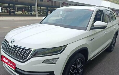 Skoda Kodiaq I, 2020 год, 2 190 000 рублей, 2 фотография