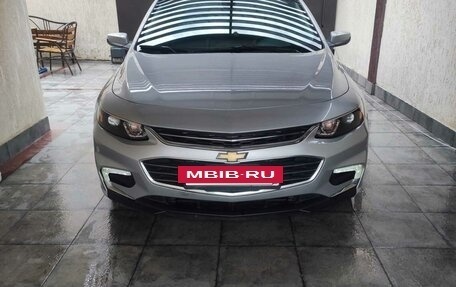 Chevrolet Malibu IX, 2018 год, 1 500 000 рублей, 2 фотография
