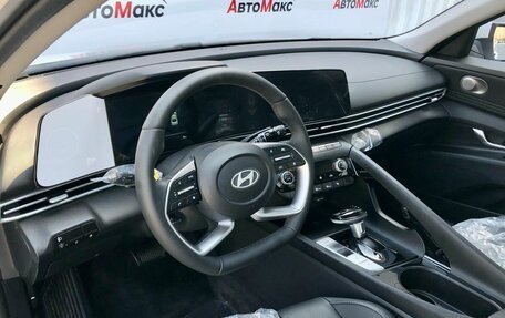 Hyundai Elantra, 2024 год, 2 608 000 рублей, 7 фотография