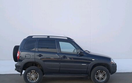 Chevrolet Niva I рестайлинг, 2016 год, 739 000 рублей, 4 фотография
