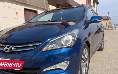 Hyundai Solaris II рестайлинг, 2015 год, 1 200 000 рублей, 3 фотография