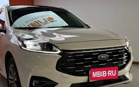 Ford Escape, 2022 год, 1 890 000 рублей, 4 фотография