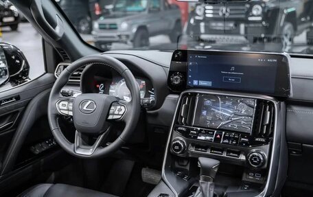 Lexus LX, 2024 год, 14 350 000 рублей, 3 фотография