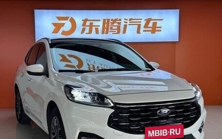 Ford Escape, 2022 год, 1 890 000 рублей, 3 фотография