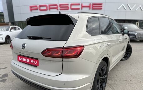Volkswagen Touareg III, 2021 год, 5 990 000 рублей, 5 фотография