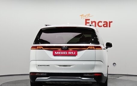 KIA Carnival, 2021 год, 4 400 000 рублей, 3 фотография