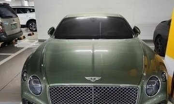 Bentley Continental GT III, 2022 год, 20 000 000 рублей, 3 фотография