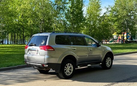 Mitsubishi Pajero Sport II рестайлинг, 2014 год, 2 500 000 рублей, 10 фотография