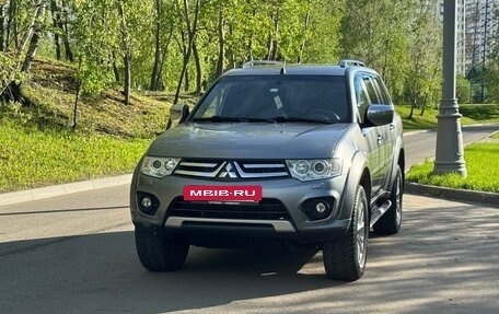 Mitsubishi Pajero Sport II рестайлинг, 2014 год, 2 500 000 рублей, 3 фотография