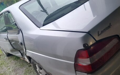 Nissan Laurel VIII, 2000 год, 200 000 рублей, 2 фотография