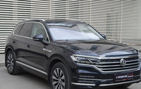 Volkswagen Touareg III, 2020 год, 5 600 000 рублей, 3 фотография