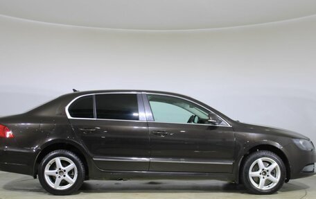 Skoda Superb III рестайлинг, 2013 год, 1 190 000 рублей, 4 фотография