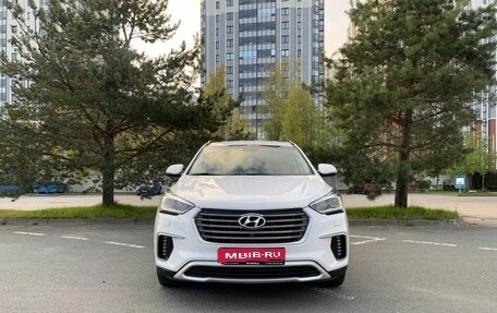 Hyundai Santa Fe III рестайлинг, 2016 год, 2 409 000 рублей, 2 фотография