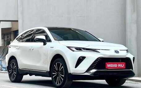 Toyota Venza, 2022 год, 2 800 000 рублей, 5 фотография
