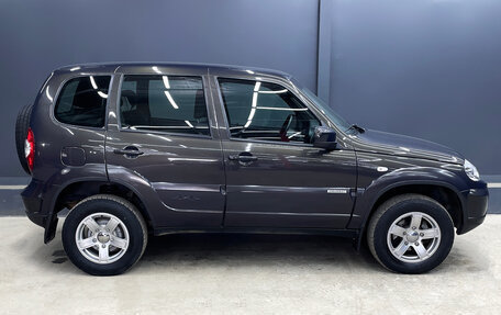 Chevrolet Niva I рестайлинг, 2016 год, 850 000 рублей, 3 фотография