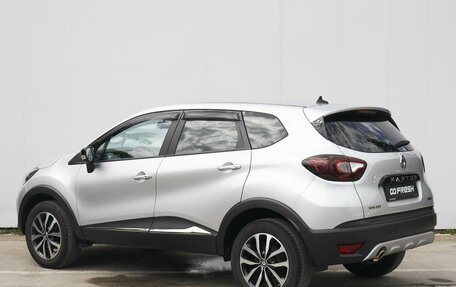 Renault Kaptur I рестайлинг, 2020 год, 1 899 000 рублей, 2 фотография